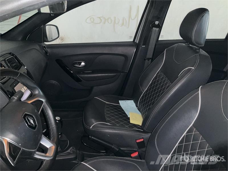 Renault Logan Automovil / Automobile PKWs