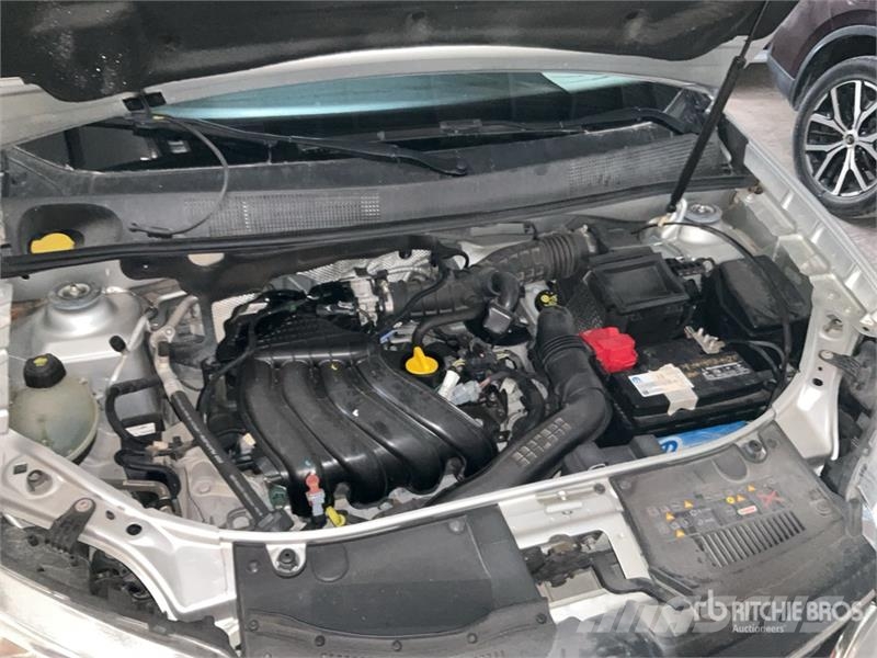 Renault Logan Automovil / Automobile PKWs