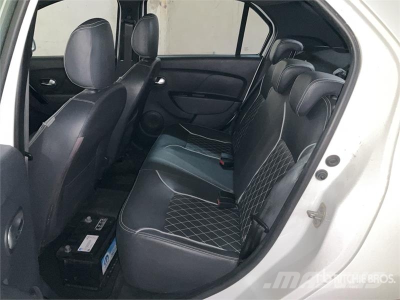 Renault Logan Automovil / Automobile Sõiduautod