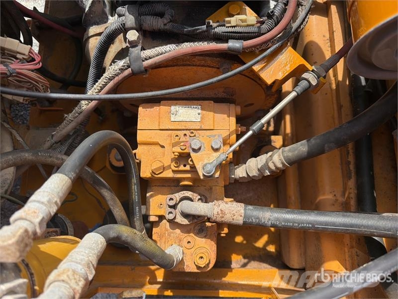 Sakai TS160 7 Wheel Rodillo Neumatico / Pneumatic Roller Rodillos sobre neumáticos