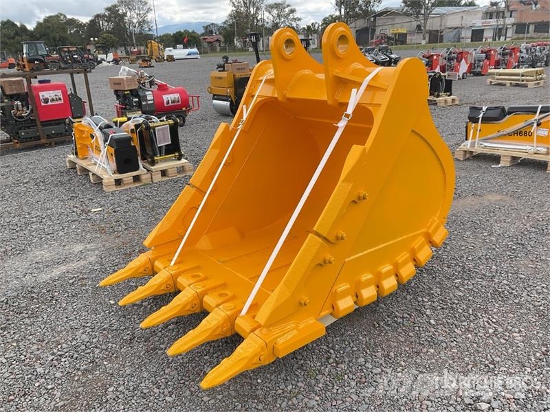 SDCH -08B 42 in Digging Cucharon (Sin Usar) / Exca Cucharones