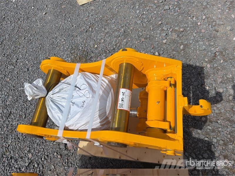  SDCH -08Q Acoplador Rapido Hidraulico (Sin Usar) / موصلات سريعة