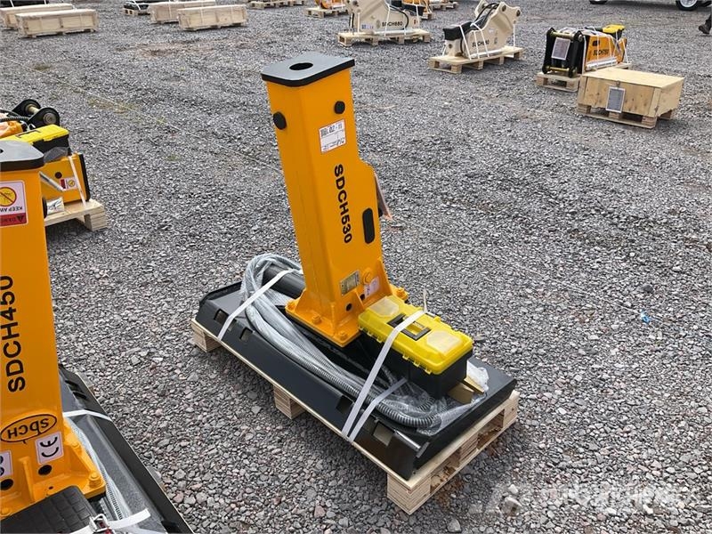 SDCH 530 Martillo Hidraulico para Minicargador (Si Hammers / Breakers