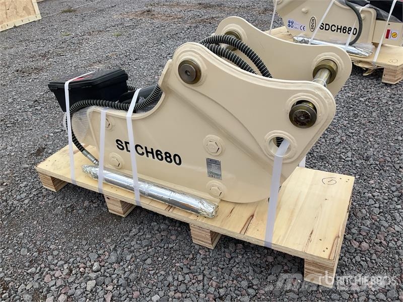 SDCH 680 Martillo Hidraulico (Sin Usar) / Backhoe Hammers / Breakers