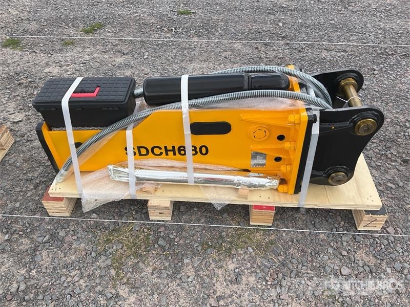  SDCH 680 Martillo Hidraulico (Sin Usar) / Hydrauli مطارق / كسارات