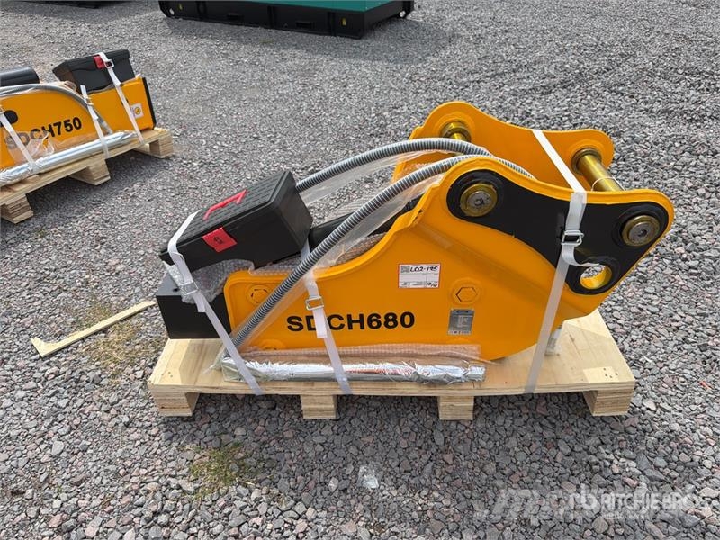SDCH 680 Martillo Hidraulico (Sin Usar) / Backhoe Hammers / Breakers