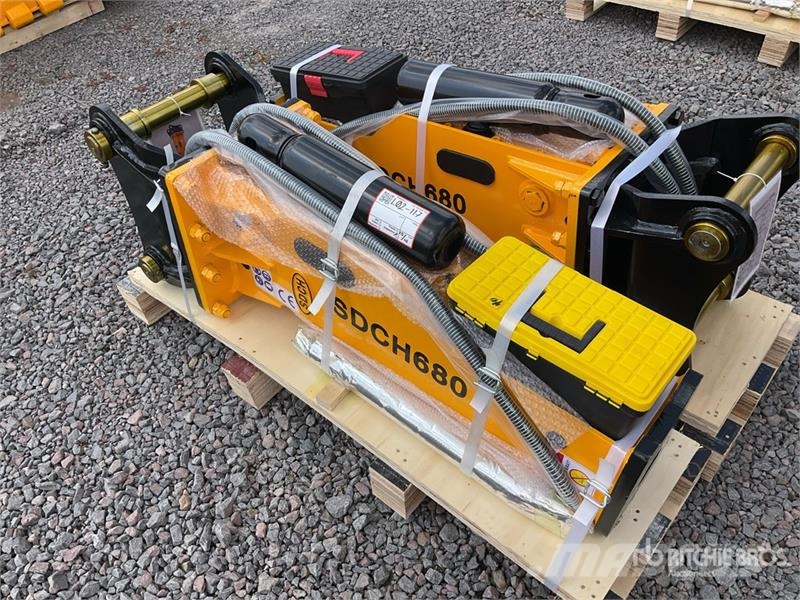 SDCH 680 Martillo Hidraulico (Sin Usar) / Hydrauli Hammers / Breakers