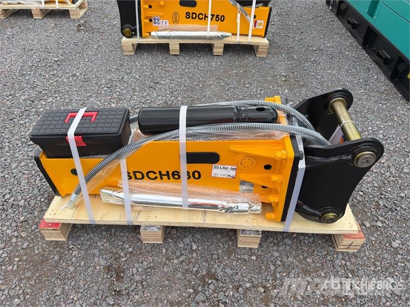SDCH 680 Martillo Hidraulico (Sin Usar) / Hydrauli Hammers / Breakers