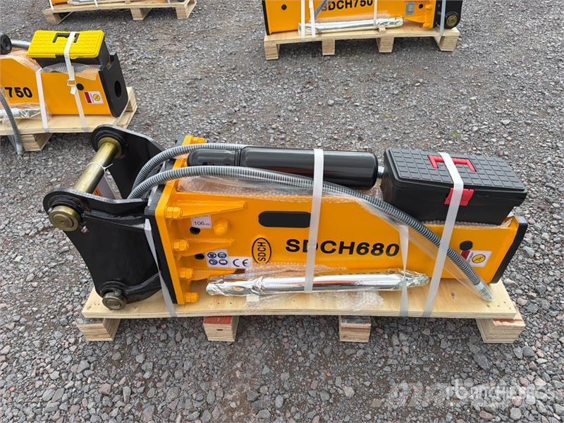SDCH 680 Martillo Hidraulico (Sin Usar) / Hydrauli Hammers / Breakers
