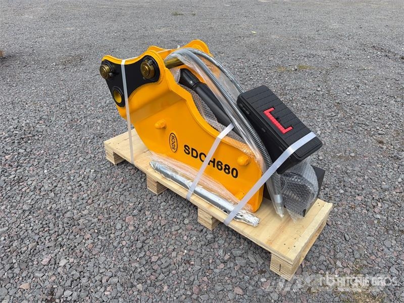 SDCH 680 Martillo Hidraulico (Sin Usar) / Backhoe Hammers / Breakers