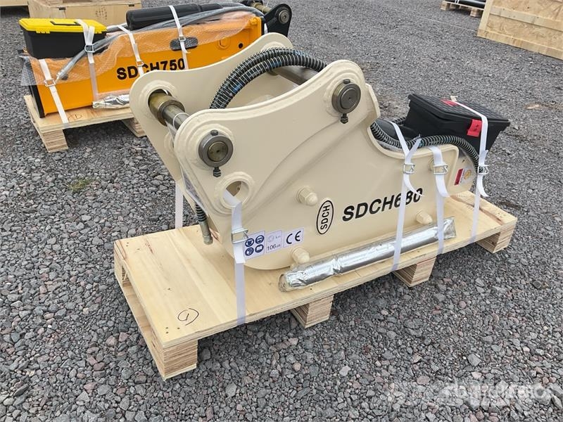 SDCH 680 Martillo Hidraulico (Sin Usar) / Backhoe Hammers / Breakers