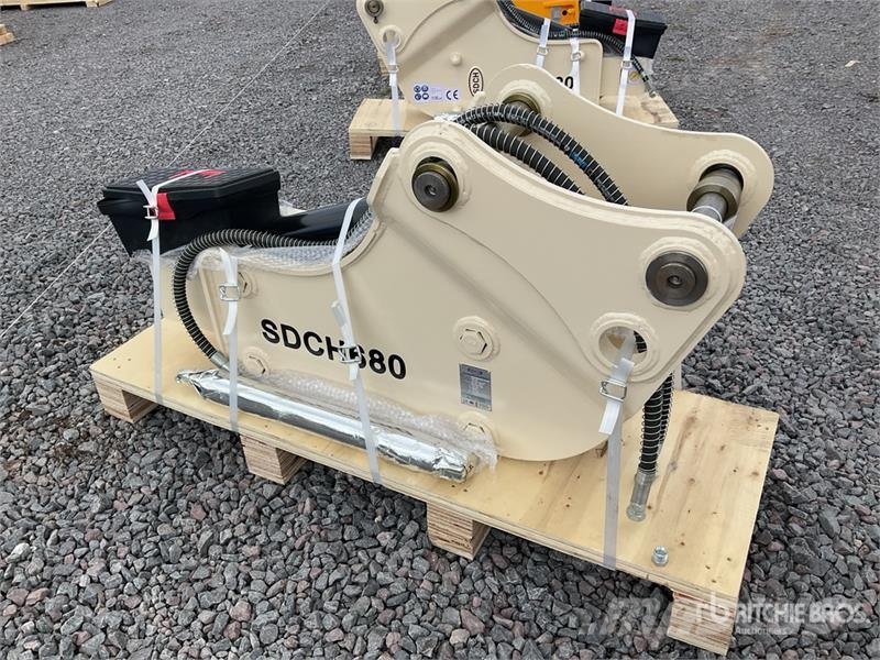 SDCH 680 Martillo Hidraulico (Sin Usar) / Backhoe Hammers / Breakers