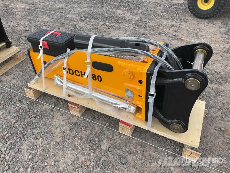 SDCH 680 Martillo Hidraulico (Sin Usar) / Hydrauli Hidrauliniai kūjai / Trupintuvai