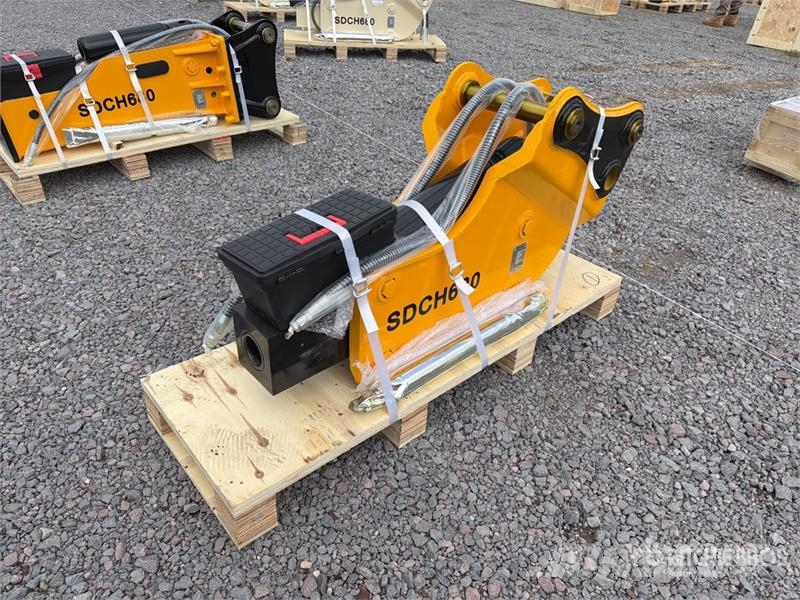 SDCH 680 Martillo Hidraulico (Sin Usar) / Backhoe Hammers / Breakers