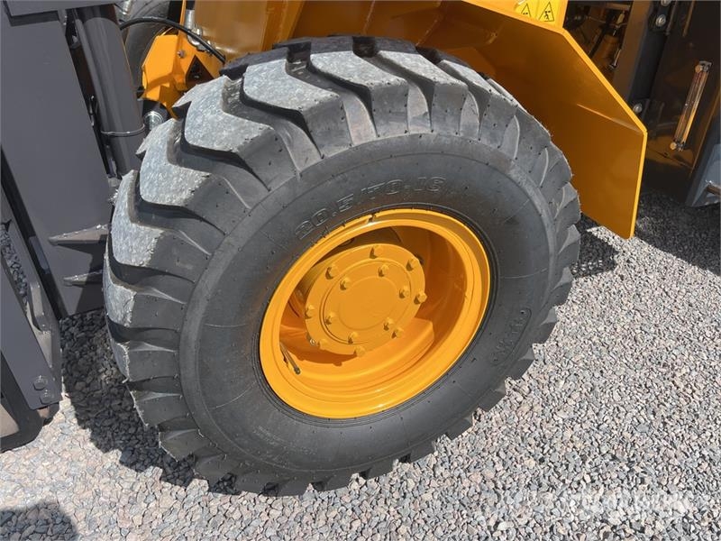 SDLOOL 35 7700 lb 4x4 Montacargas Todo Terreno (Si Terenski viličar