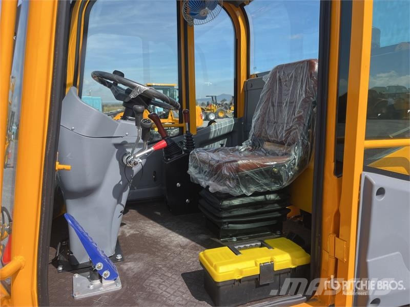 SDLOOL 35 7700 lb 4x4 Montacargas Todo Terreno (Si Terenski viličar