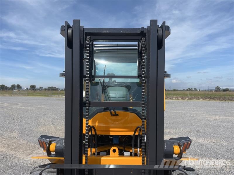 SDLOOL 35 7700 lb 4x4 Montacargas Todo Terreno (Si Terenski viličar
