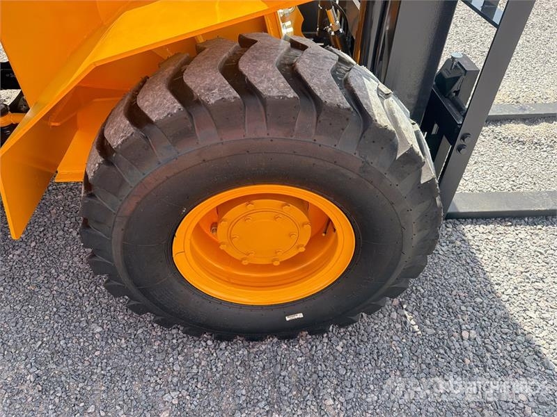  SDLOOL 35 7700 lb 4x4 Montacargas Todo Terreno (Si Terenski viličar