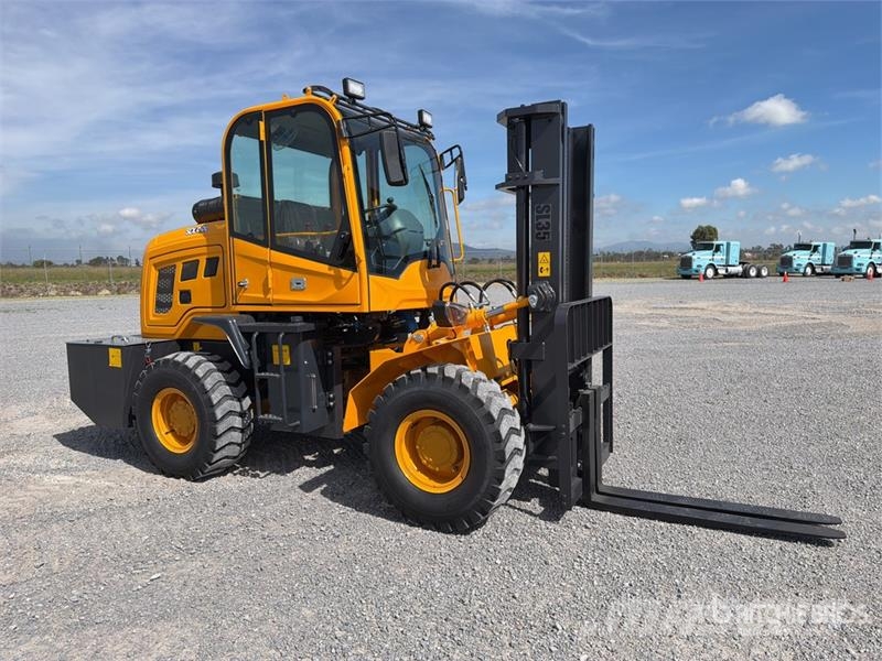 SDLOOL 35 7700 lb 4x4 Montacargas Todo Terreno (Si Terenski viličar