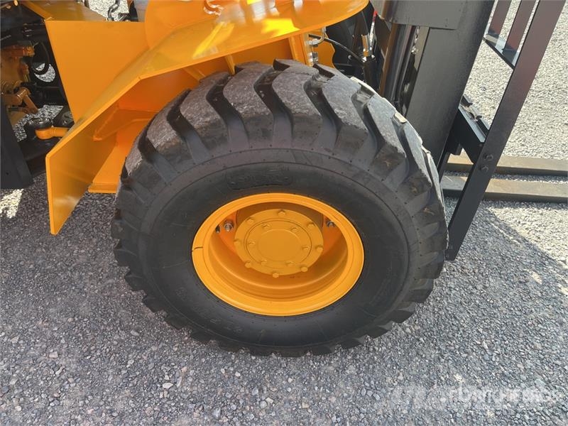 SDLOOL 35 7700 lb 4x4 Montacargas Todo Terreno (Si Maastikutõstukid
