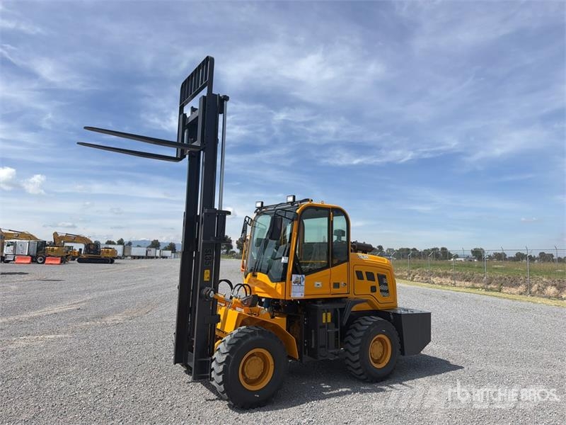 SDLOOL SL-35 7700 lb 4x4 Montacargas Todo Terreno Terenski viličar