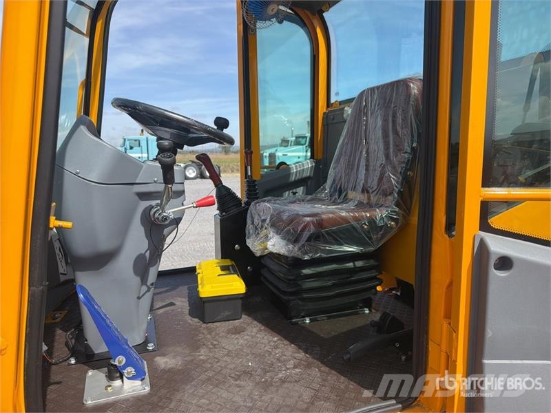 SDLOOL SL-35 7700 lb 4x4 Montacargas Todo Terreno Terenski viličar