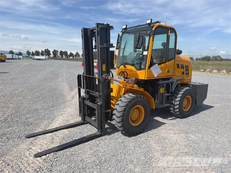 SDLOOL SL-35 7700 lb 4x4 Montacargas Todo Terreno Terenski viličar