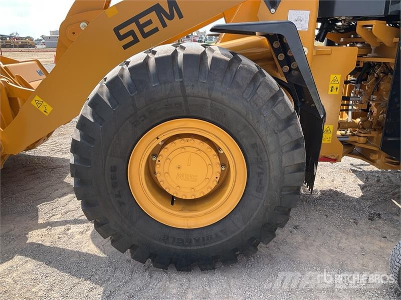 SEM 655D Rataslaadurid
