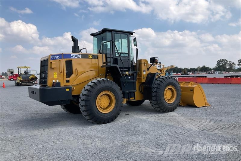 SEM 655D Rataslaadurid