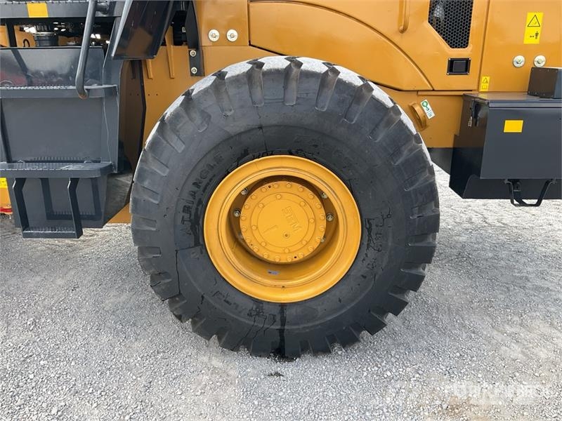 SEM 655D Rataslaadurid