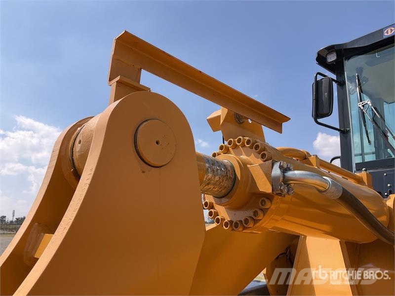 SEM 655D Rataslaadurid