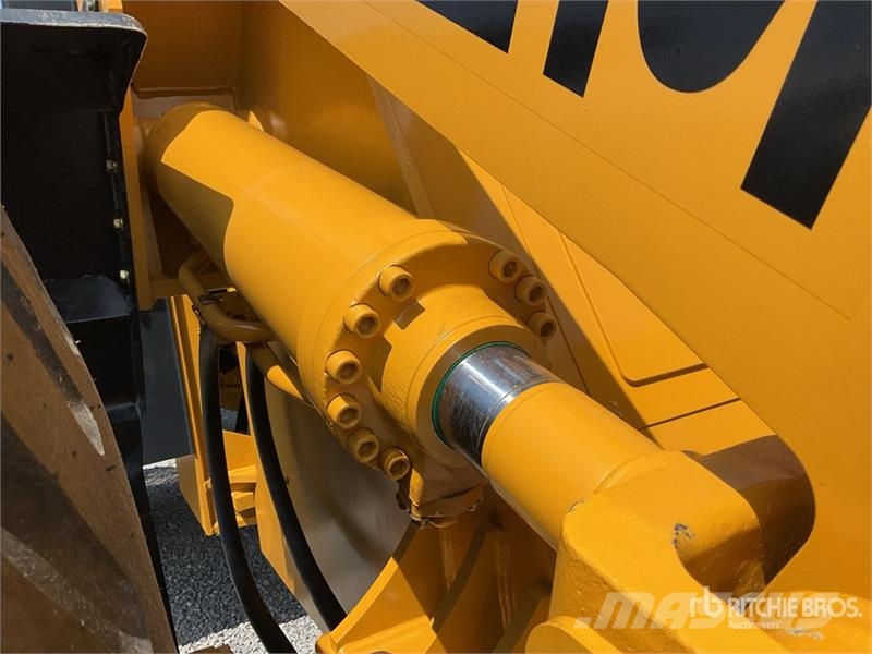 SEM 655D Cargador sobre Neumaticos (Sin Usar) / Wheel Wheel loaders