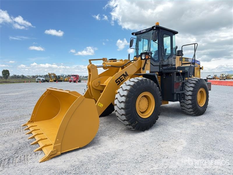 SEM 655D Cargador sobre Neumaticos (Sin Usar) / Wheel Wheel loaders