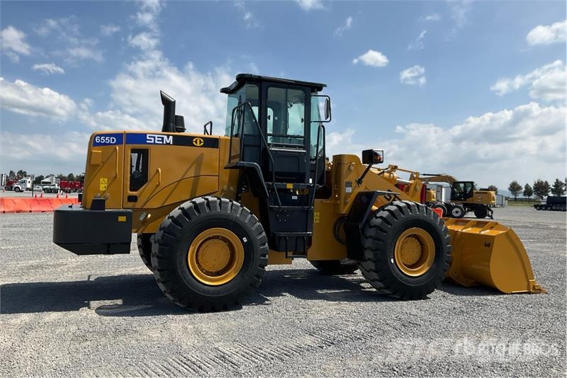 SEM 655D Cargador sobre Neumaticos (Sin Usar) / Wheel Wheel loaders