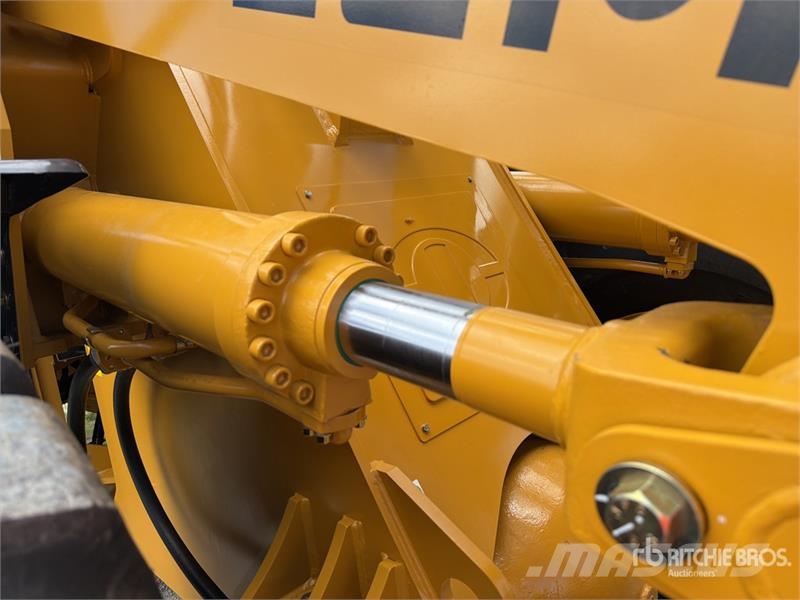SEM 655D Cargador sobre Neumaticos (Sin Usar) / Wheel Wheel loaders