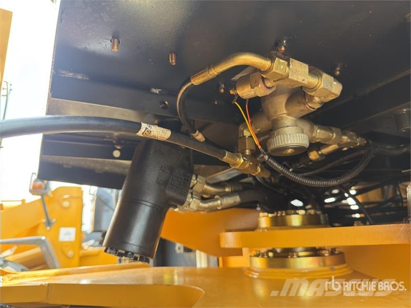 SEM 655D Cargador sobre Neumaticos (Sin Usar) / Wheel Wheel loaders