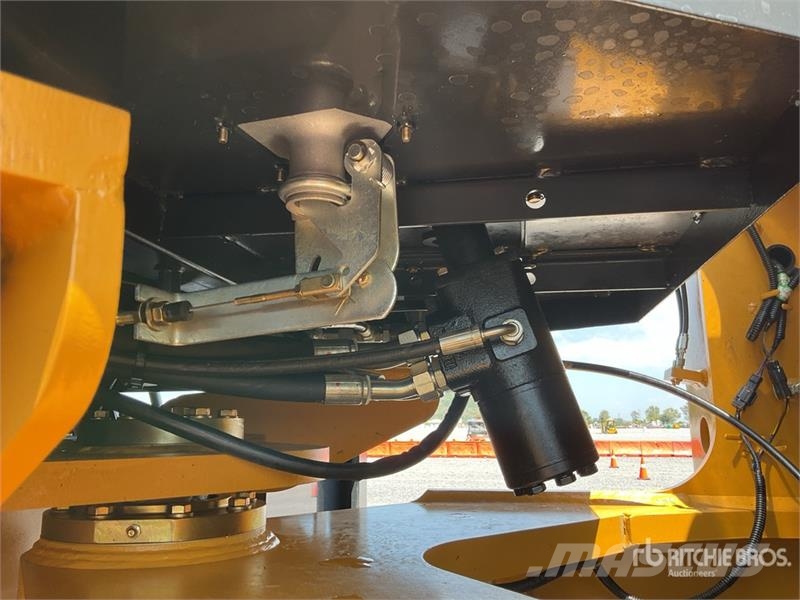 SEM 655D Cargador sobre Neumaticos (Sin Usar) / Wheel Wheel loaders