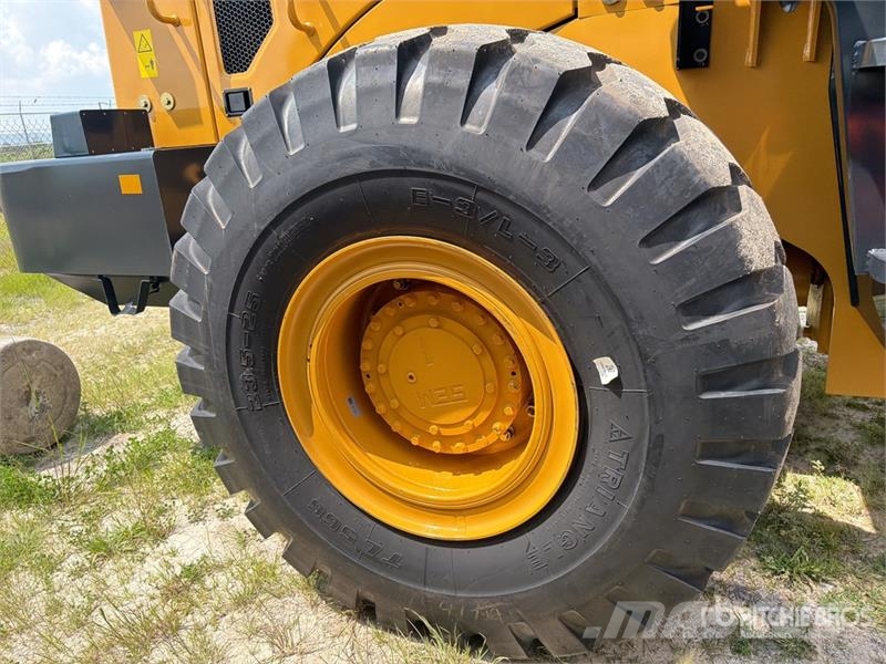 SEM 655D Cargador sobre Neumaticos (Sin Usar) / Wheel Wheel loaders