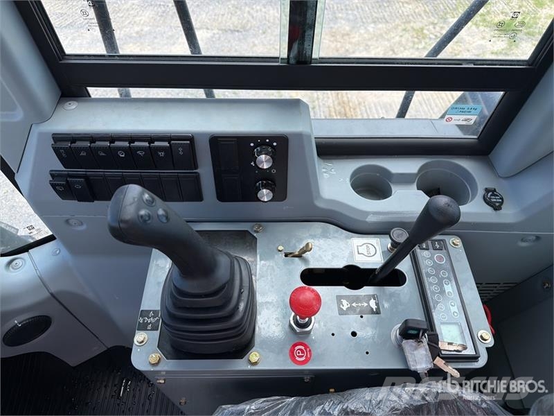 SEM 655D Cargador sobre Neumaticos (Sin Usar) / Wheel Wheel loaders