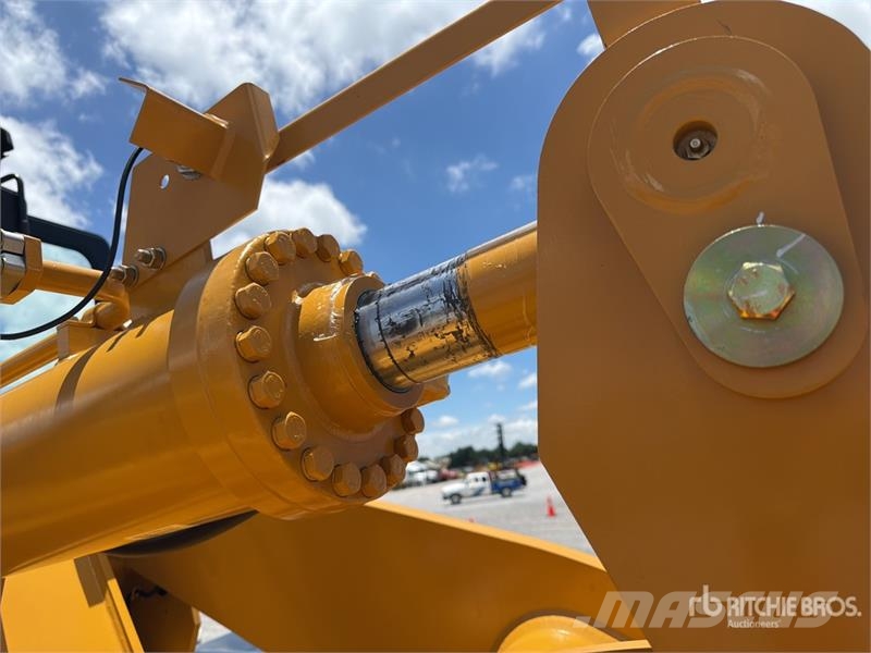 SEM 655D Cargador sobre Neumaticos (Sin Usar) / Wheel Wheel loaders