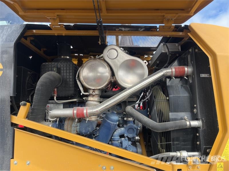 SEM 655F Cargador sobre Neumaticos / Wheel Loader Pyöräkuormaajat