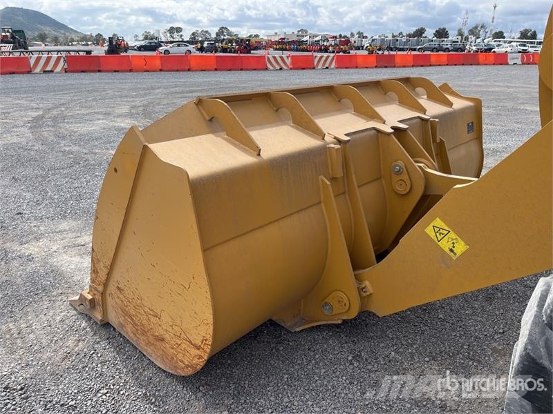 SEM 655F Cargador sobre Neumaticos / Wheel Loader Pyöräkuormaajat