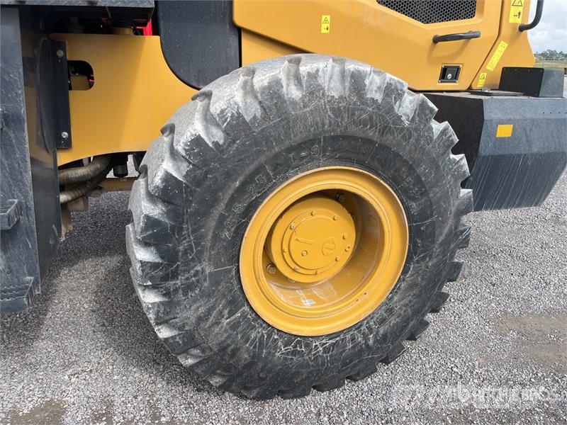 SEM 655F Cargador sobre Neumaticos / Wheel Loader Pyöräkuormaajat