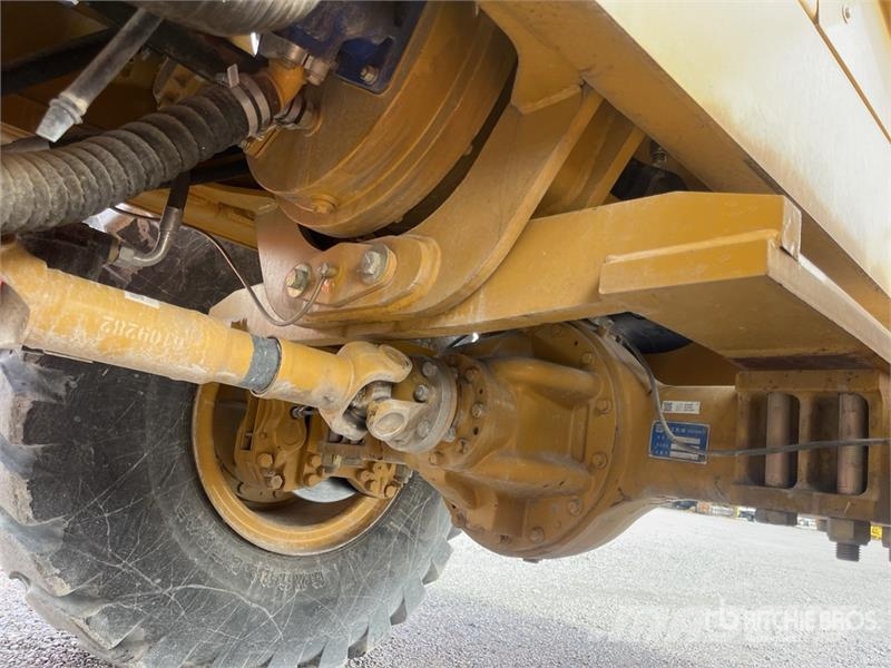 SEM 655F Cargador sobre Neumaticos / Wheel Loader Pyöräkuormaajat