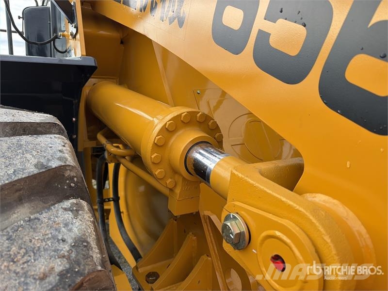 SEM 656F Cargador sobre Neumaticos (Sin Usar) / Wheel  Колесни товарачи