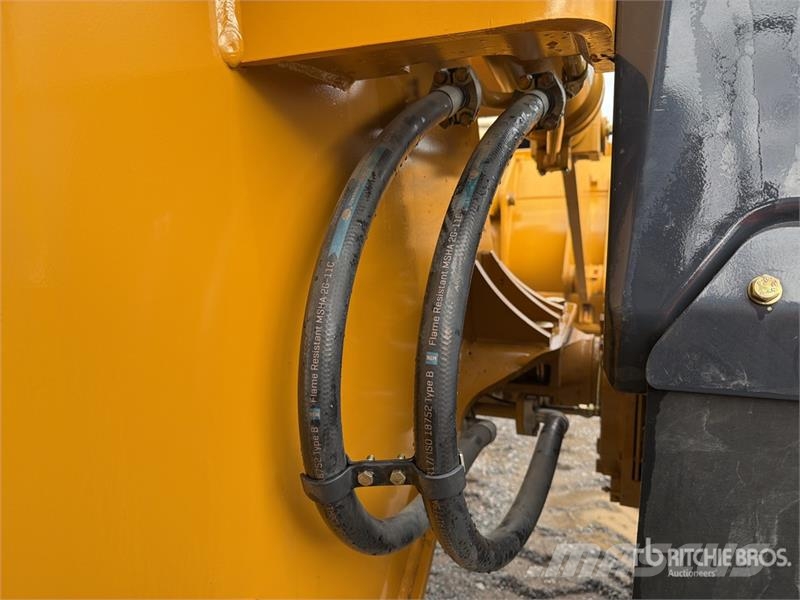 SEM 656F Cargador sobre Neumaticos (Sin Usar) / Wheel  Колесни товарачи