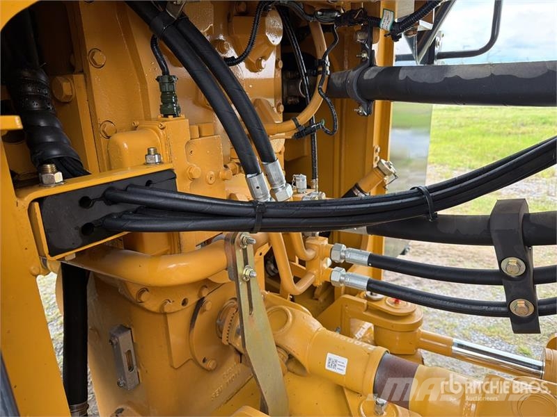 SEM 656F Cargador sobre Neumaticos (Sin Usar) / Wheel  Колесни товарачи