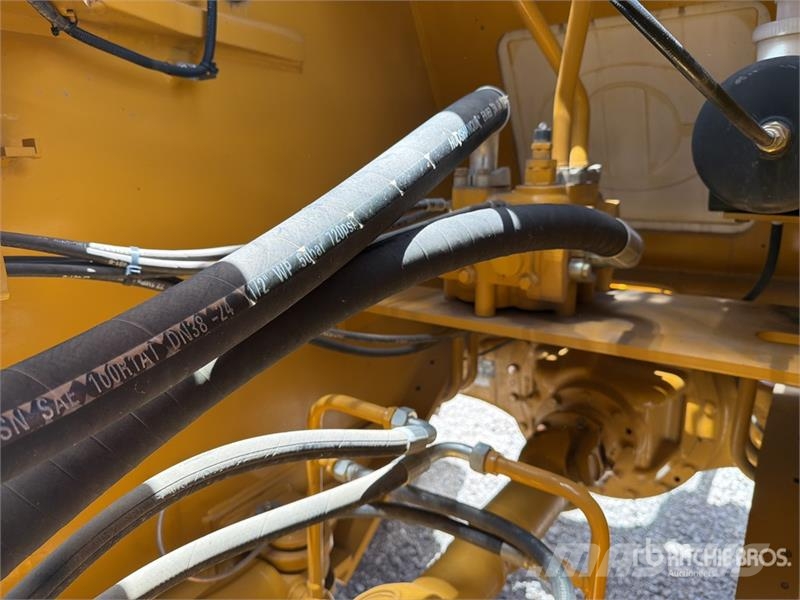 SEM 656F Cargador sobre Neumaticos (Sin Usar) / Wheel  Колесни товарачи