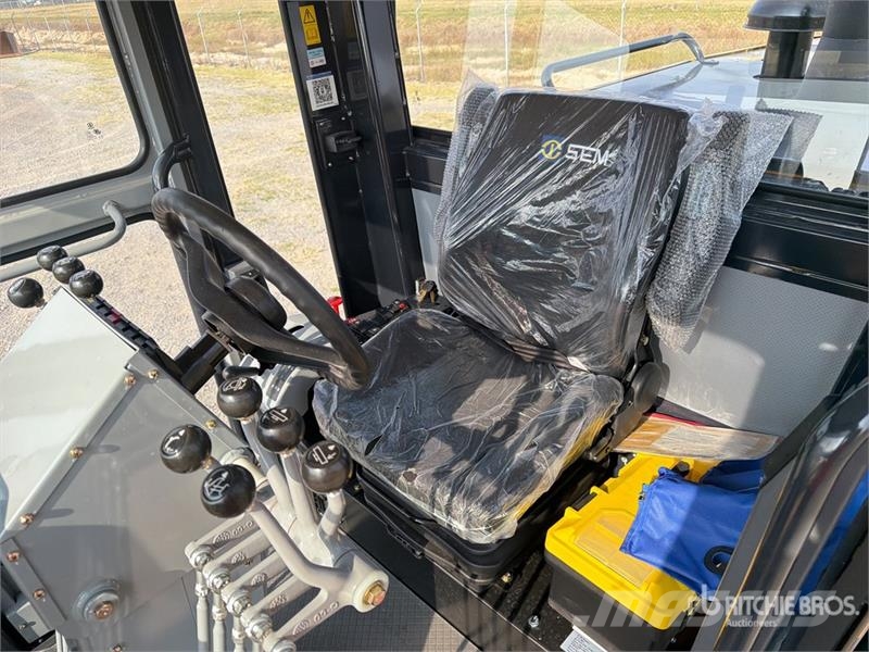 SEM 920F Motoconformadora (Sin Usar) / Motor Grader (U Greideriai