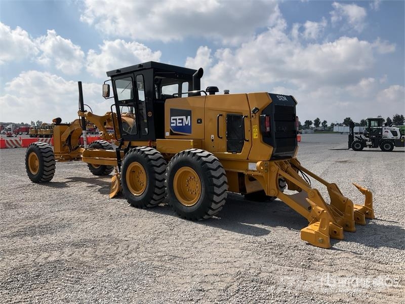SEM 920F Motoconformadora (Sin Usar) / Motor Grader (U Grejderi